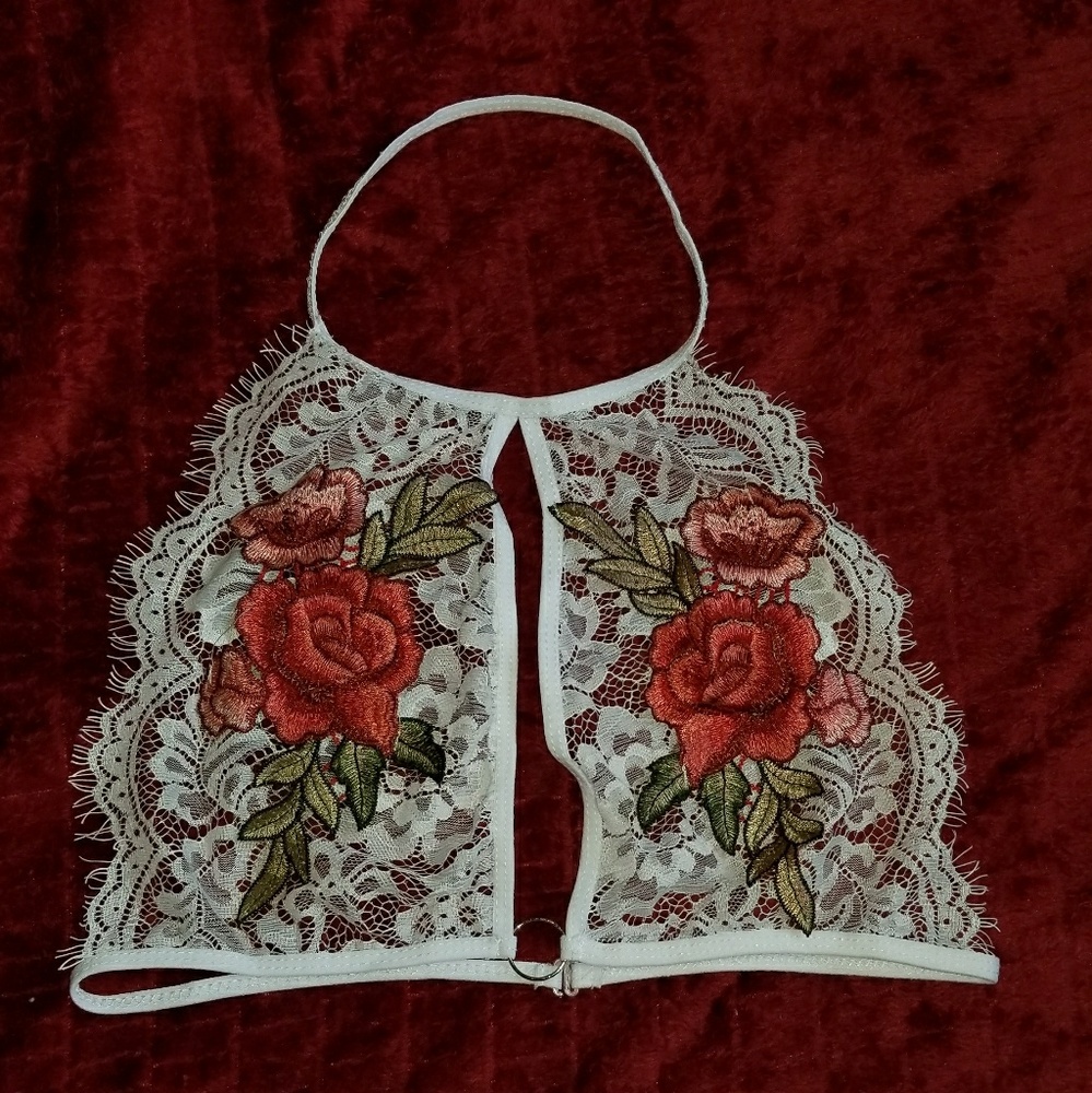 White - Lace Bralette w/ Roses SEXY